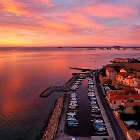 Appartement Cosy A 50 M De La Plage Et Du Port Meze Luaran gambar