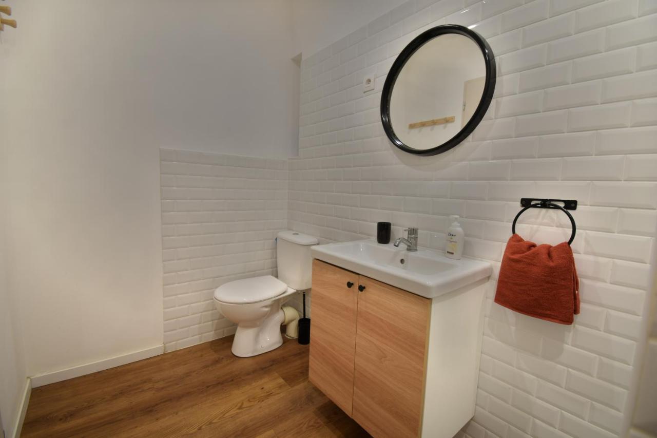 Appartement Cosy A 50 M De La Plage Et Du Port Meze Luaran gambar